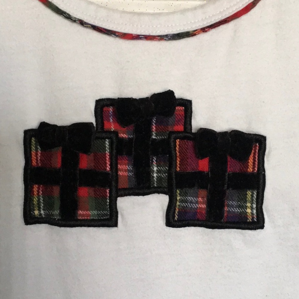 White Long Sleeve Shirt with Plaid Christmas Present Detail L